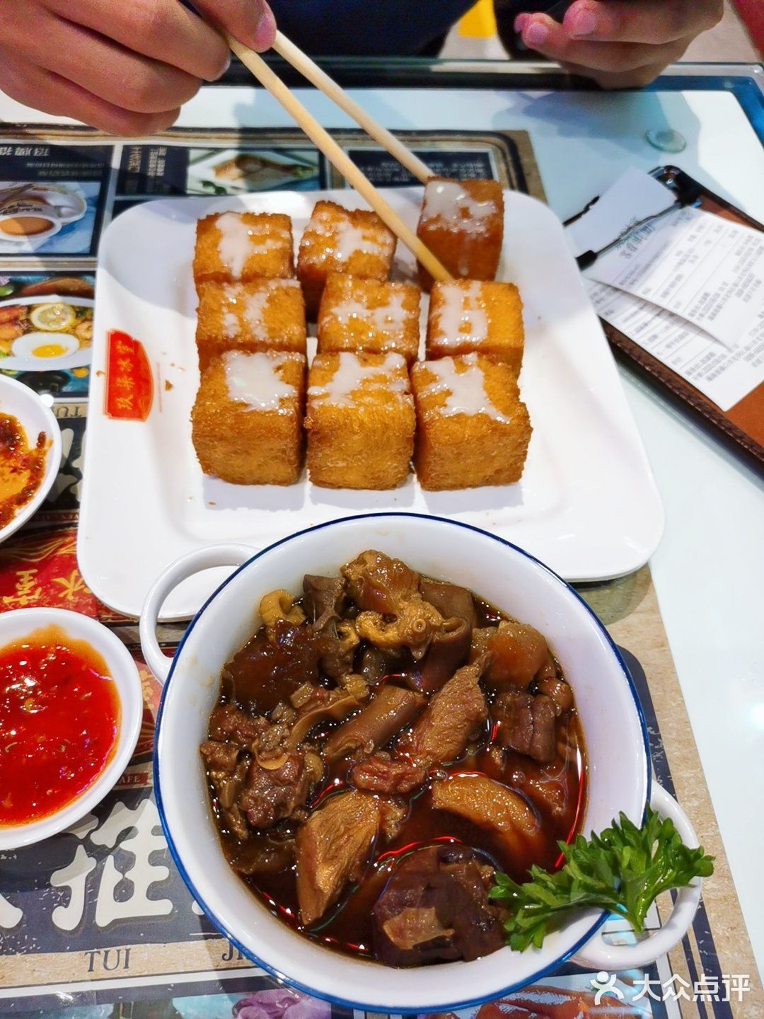 因为我喜欢港式奶茶，不过和其他港式餐厅的其实口感差不多