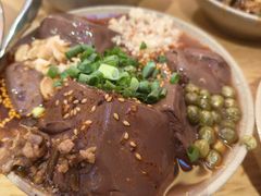 -谢老五跷脚牛肉·非遗传承店