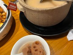 -莲餐厅·湖北菜·潜江小龙虾店(愚园路店)