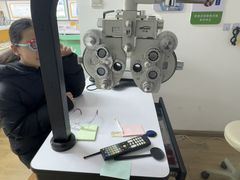 -美空眼镜·星趣控·新乐学·控优点合作店(周浦万达店)