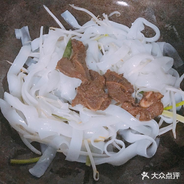 简单易做还能健脾养胃的干炒牛河