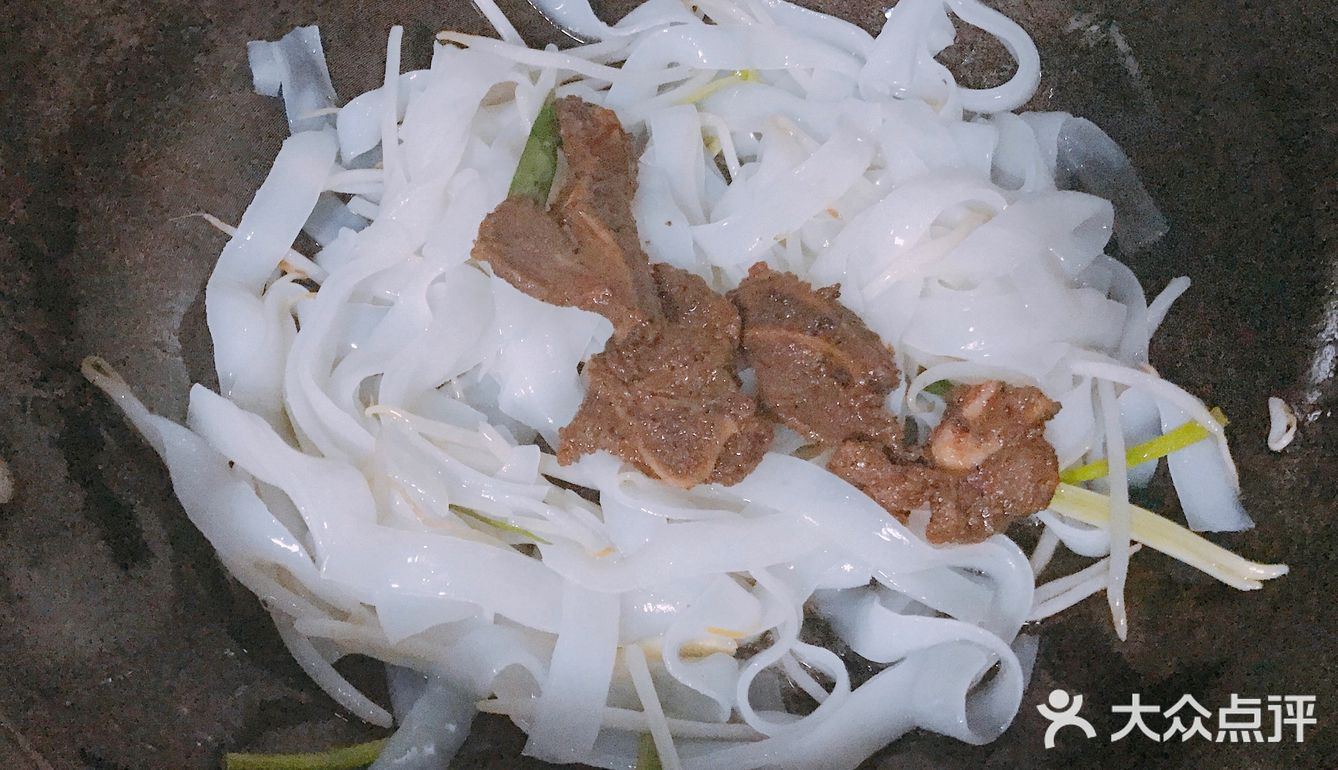 简单易做还能健脾养胃的干炒牛河