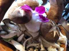 -捞神煲汤火锅(湖滨商业街店)