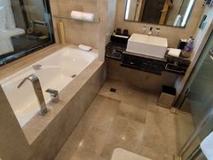 -无锡新湖铂尔曼大酒店