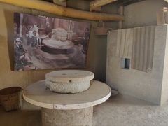 -敦煌石窟文物保护研究陈列中心