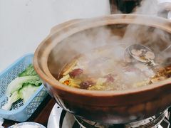 连州果园鸡-威邵鸡煲(西华路总店)