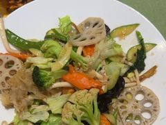 -桃子餐厅·天津菜(王顶堤总店)