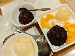 芒果白雪黑糯米甜甜-满记甜品(湖滨店)