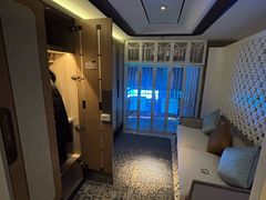 -浅深(世茂滨江精品店)