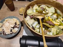 -毛肚向右·川渝毛肚王(经开永旺店)