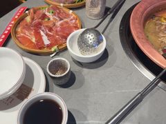 -阿婆情腊排骨火锅·野生菌季(古城旗舰店)