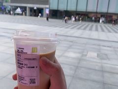 -奈雪的茶(湖滨银泰in77C区PRO店)