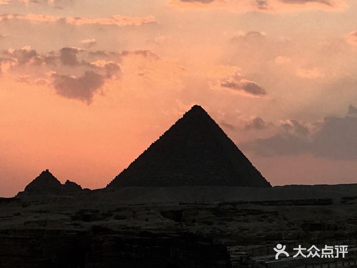 埃及金字塔图片