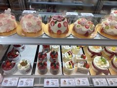 -花花卷卷·鲜食蛋糕(静安久光百货店)