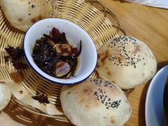 -旺角小渔村·海肠捞饭开创者(环山路店)