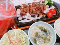 -大食代美食广场(上海中心店)