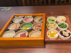 -良米山·云南野生菌过桥米线(上海首店)
