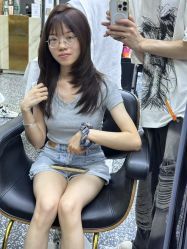 点击看大图 -藤野造型专业烫染接发