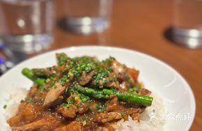 Taiwanese Braised Pork Rice with Pan-Seared Foie Gras