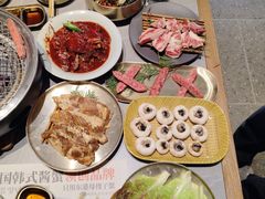 -草家酱蟹炭火烤肉店(珲春南路一店)