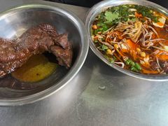 -老五鸡丝豆花面粉(瑞金北路68号院店)