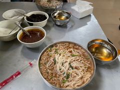 -正宗杨记普洱酸醋米线(总店)