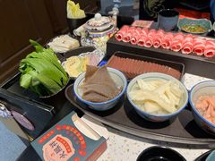 -炙爱鮮貨火锅(中东砂之船店)