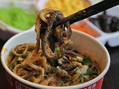 老北京爆肚粉-方砖厂69号炸酱面·烤鸭(前门鲜鱼口店)