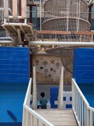 -PIPIKINGDOM皮皮王国欢乐号(欢乐海岸购物中心店)