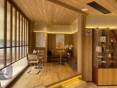 -银座仁志川·生吐司专门店(香港广场店)