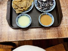 老北京爆肚-门框胡同百年卤煮(新街口店)