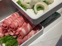 -百品聚旋转火锅(号外店)