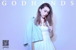-God Hands发型设计复古会所