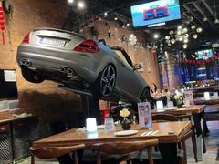 大堂-1886德国汽车餐厅(外滩十六铺码头店)