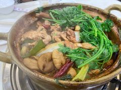 -渝君重庆火锅(嘉宾路店)