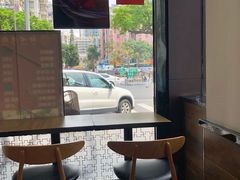 靠窗位-初心烧鹅(粤华店)