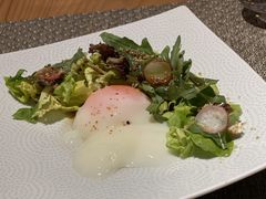 温泉蛋沙拉-香樟花园法式铁板烧(恒隆广场店)