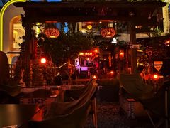 -城墙外BAR