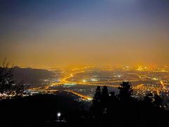 -鬼笑石后山停车场