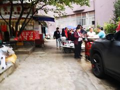 -六广门毛阿姨糯米饭