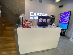 -CASTER跳舞俱乐部