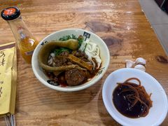 -任记七中刀削面(总店)