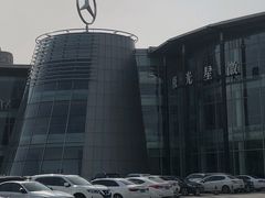 -奔驰北京极光星徽(四元桥店)