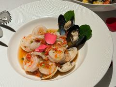 -Mogul Eatery·大亨餐酒馆