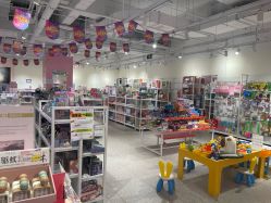 -嗨本可潮玩仓(大兴大悦春风里店)