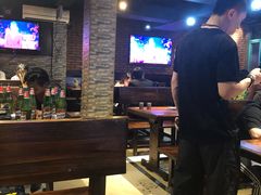 大堂-新疆烧烤王(广灵店)