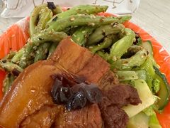 -咱家王新国把子肉(县东巷店)