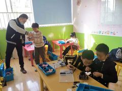 -乐博乐博少儿编程·乐高机器人编程·信息学竞赛(百仕达校区)