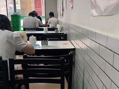 大堂-清真永恒华威肉饼(潘家园店)