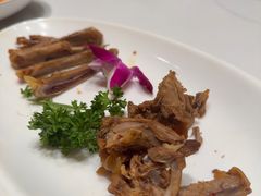 -梅利汴京烤鸭•开封豫菜地标店(东大街店)